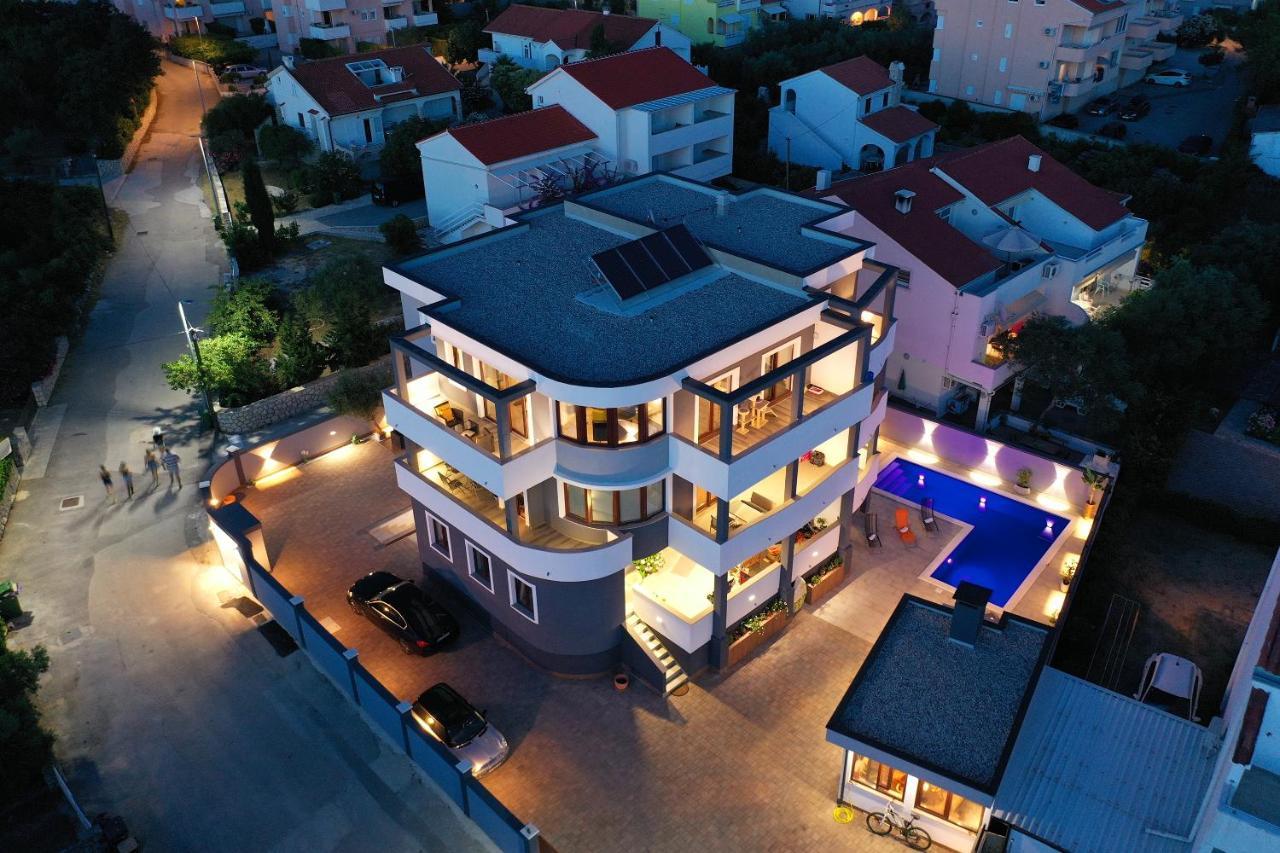 Villa Mariella Novalja Exteriör bild