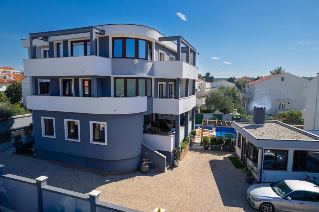 Villa Mariella Novalja Exteriör bild