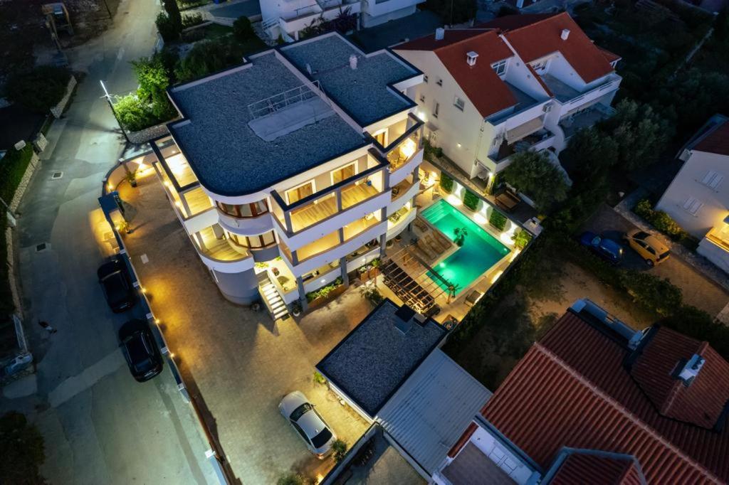 Villa Mariella Novalja Exteriör bild